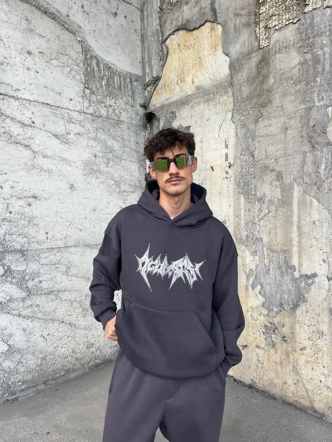 Ürün görseli: Çamur Baskılı Premium Füme Sweatshirt