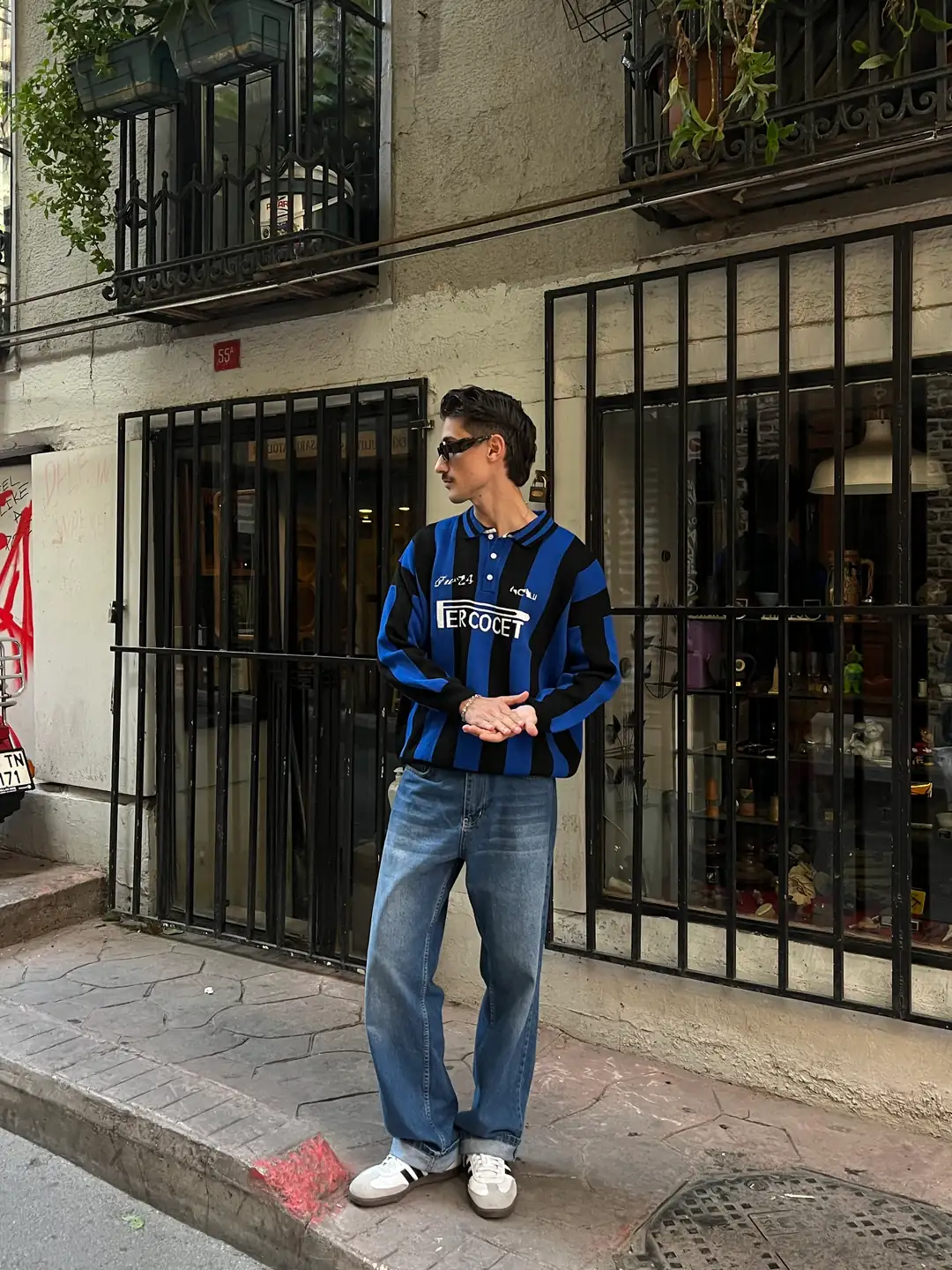 Mavi Siyah Çizgili Oversize Polo Yaka Triko