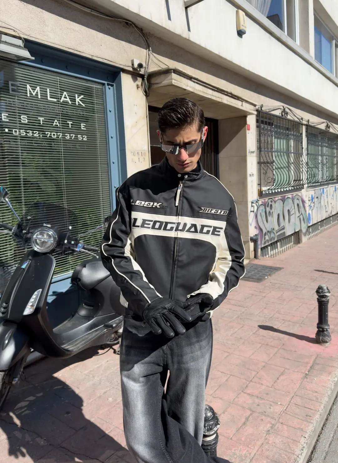 Ürün görseli: Leoguade Deri Ceket
