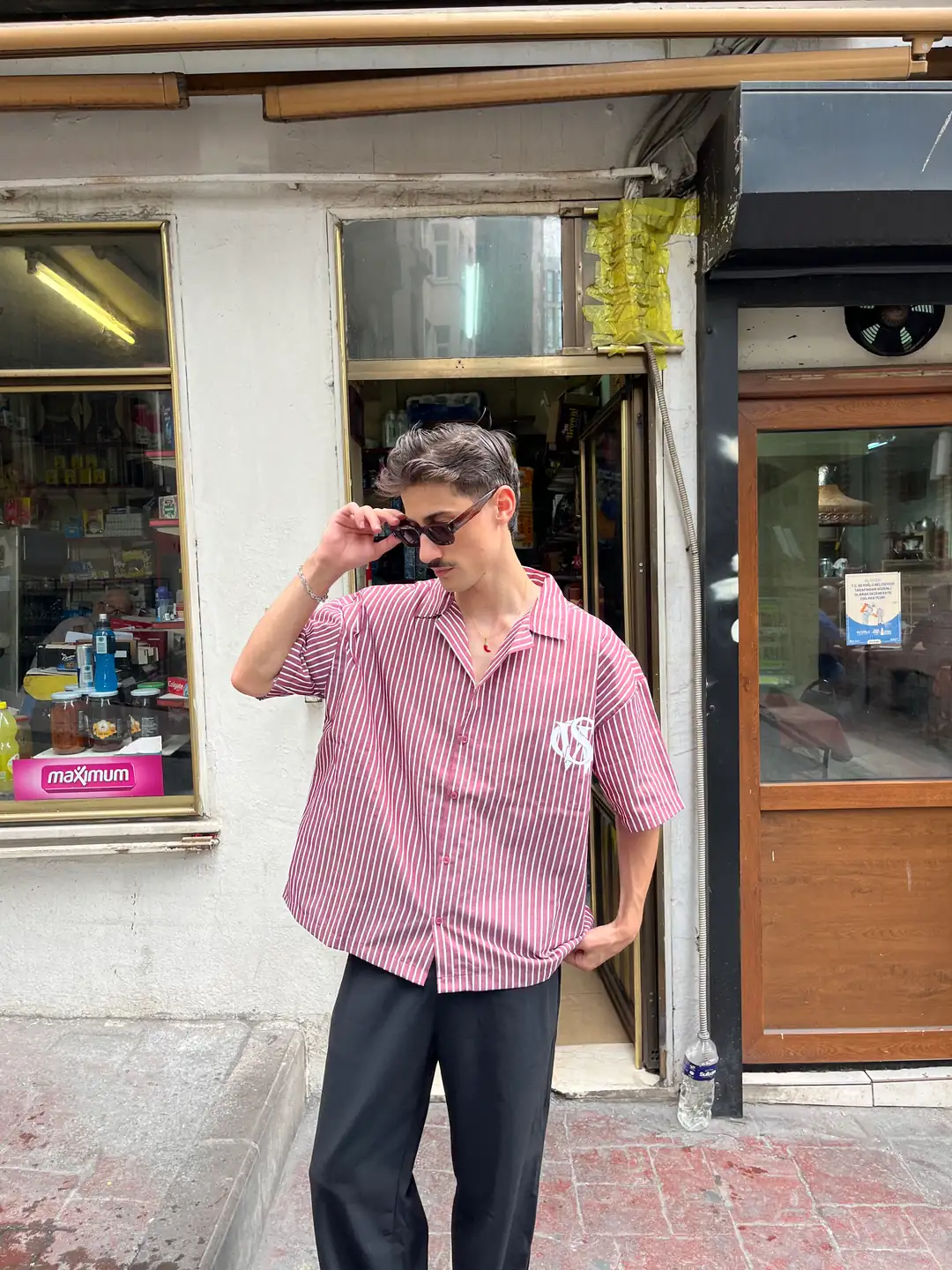 Ürün görseli: Sumwon Baskılı Oversize Gömlek - Bordo