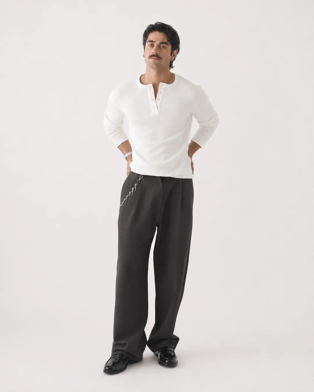 Uzun kollu henley slim fit tişört